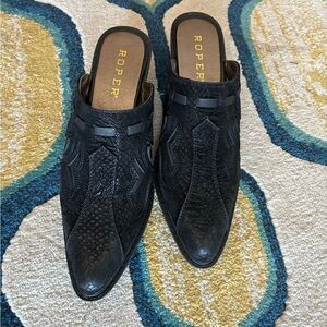 Roper Black western style Mules